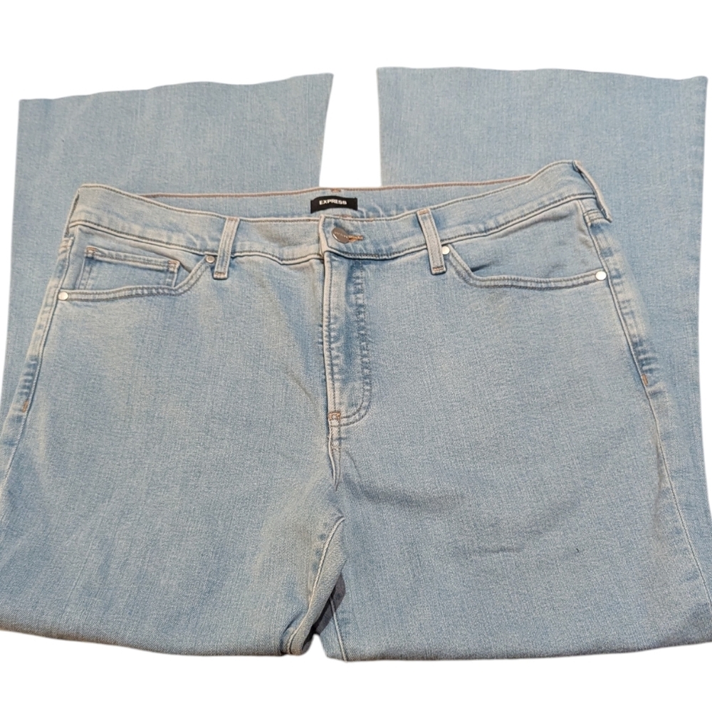 Express, Y2K/70's Flare, Mid-rise, Light Wash Jeans, Raw Hem. Sz 14